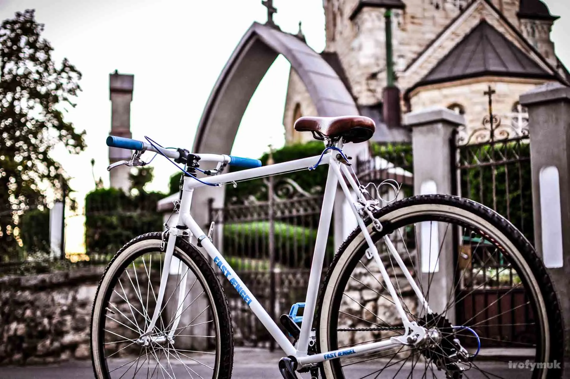 Bike: Fast AEngel