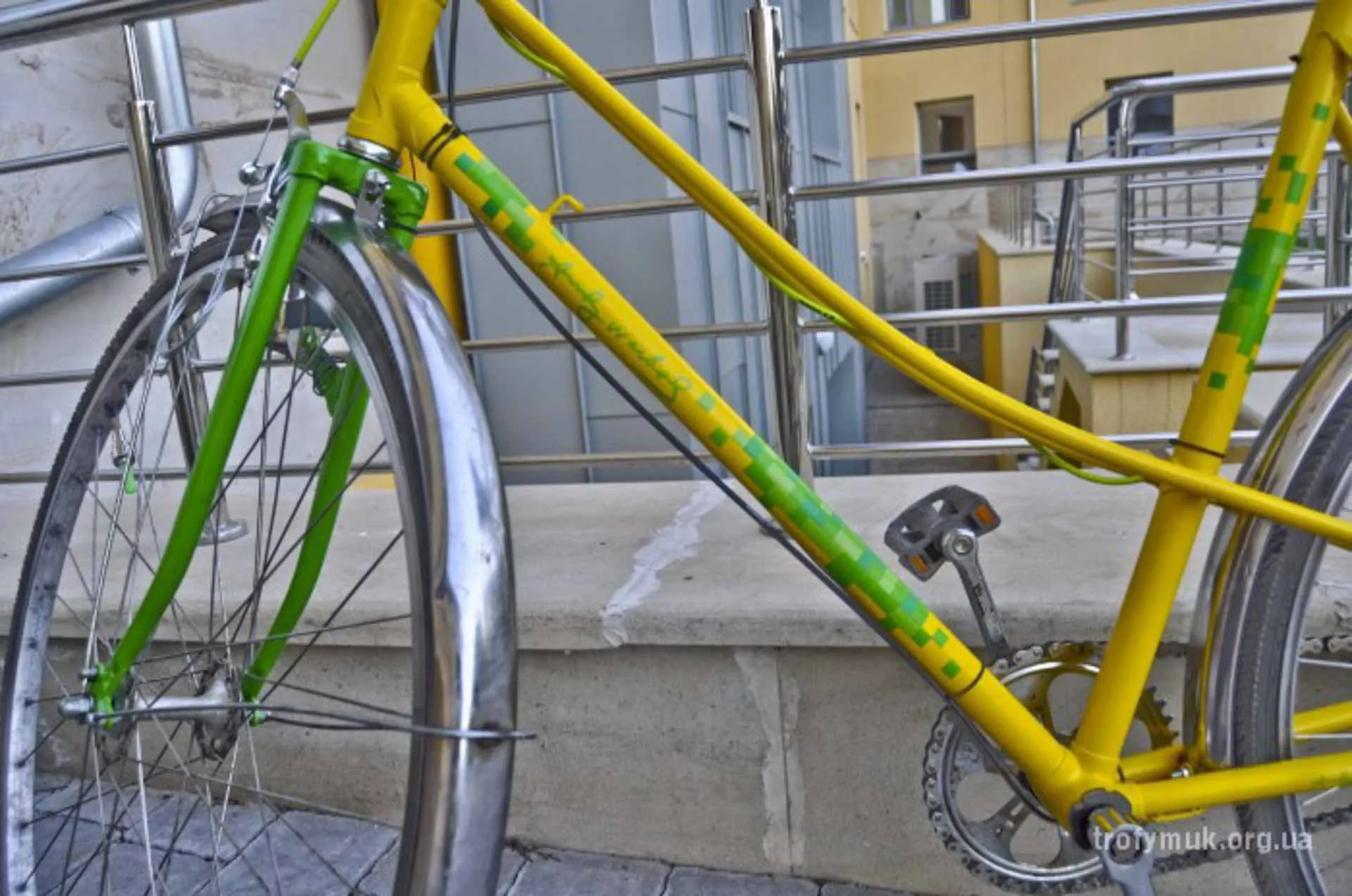 Bike: Warhol