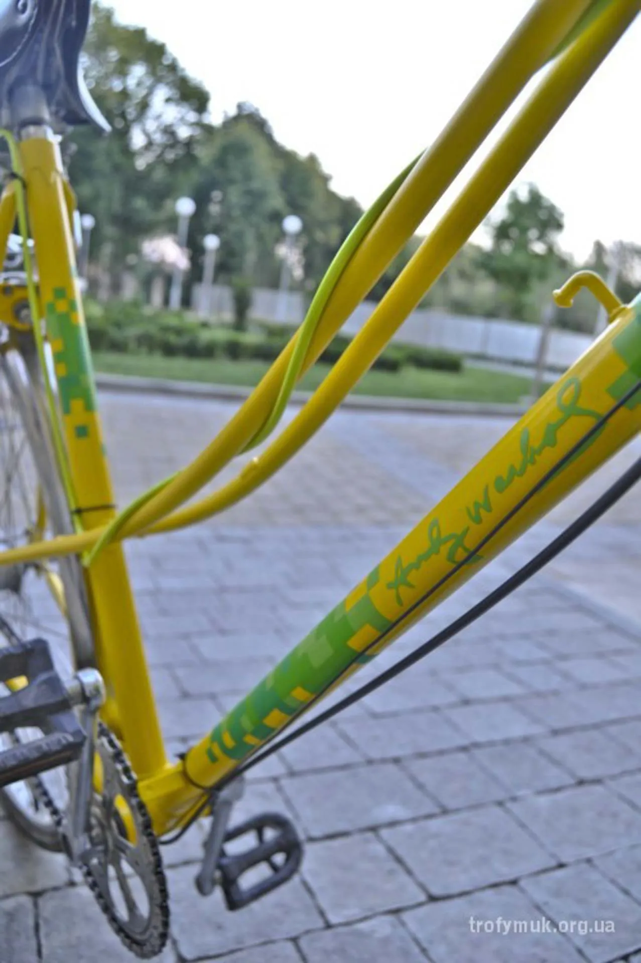 Bike: Warhol